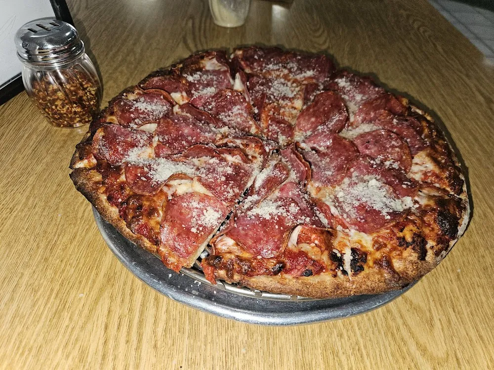 Salami Pizza